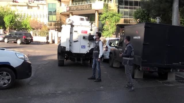 Siirt'te HDP'li 3 belediye başkanına terör gözaltısı