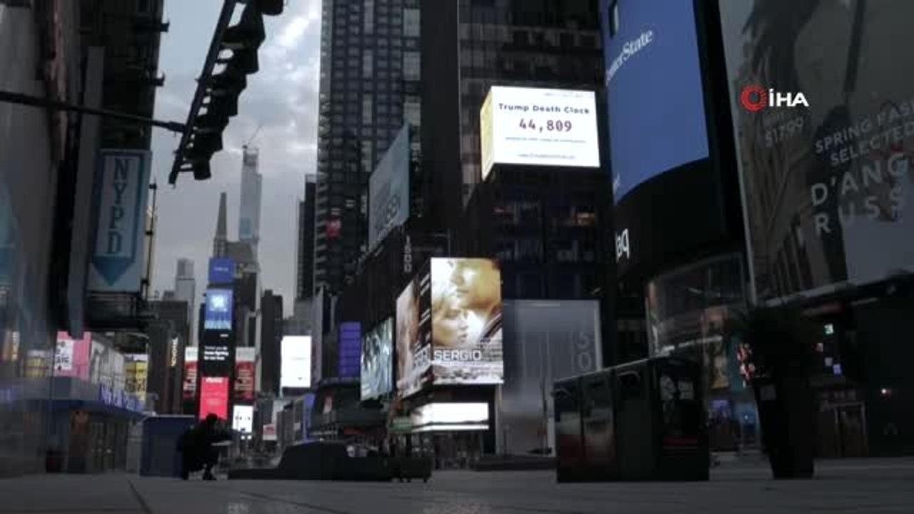 - 'Trump'ın ölüm saati' Times Meydanı'nda