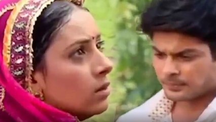 Siddharth Shukla को फिर आई Pratyusha Banerjee की याद; शेयर की ये पुरानी Video | FilmiBeat