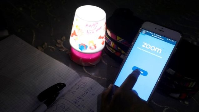 Kilise, Zoom'a dava açtı: Bilgisayar korsanı İncil dersini ele geçirip porno izlettirdi