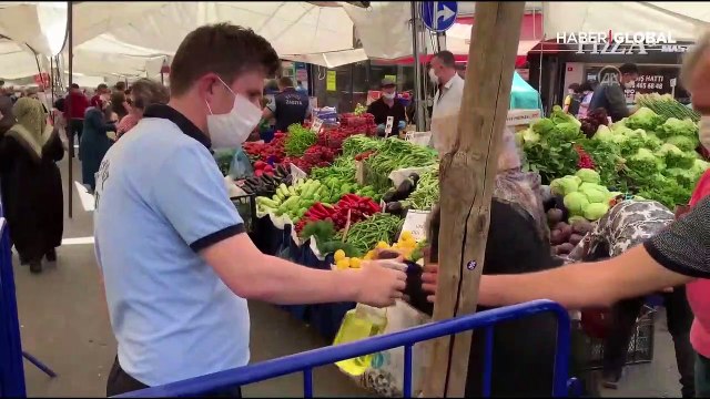 İstanbul'da kısıtlama öncesi alışveriş yoğunluğu