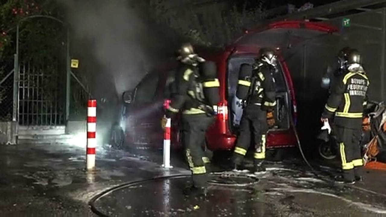 Dritter Brandanschlag in Innsbruck: Wieder Auto angezündet