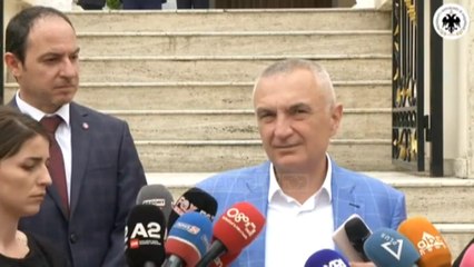 Top News - Meta nga Kavaja/ 'Teatrin e mbron Kushtetuta'