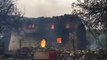 Ora News - Shkrumbohet nga zjarri shtëpia në Dibër, dyshohet si shkak një shkëndijë elektrike