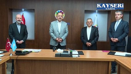 (15 Mayıs 2020) BAKAN ÖZHASEKİ’DEN BAŞKAN ÇOLAKBAYRAKDAR’IN ÇALIŞMALARINA ÖVGÜ VE DESTEK