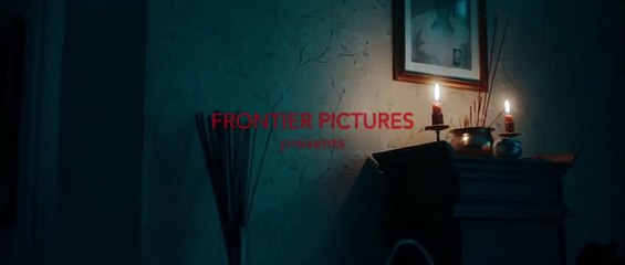 Official First Look PEREMPUAN BERGAUN MERAH - Tatjana Saphira