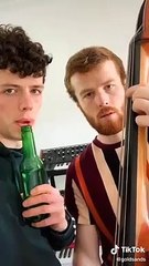 Les bouteilles musicales