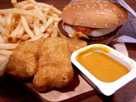 How Fast Food Restaurants Are Planning to Reopen Dining Rooms