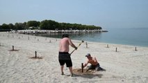 Top News - Hapen 515 plazhe/ Greqi, nën masa distancimi social