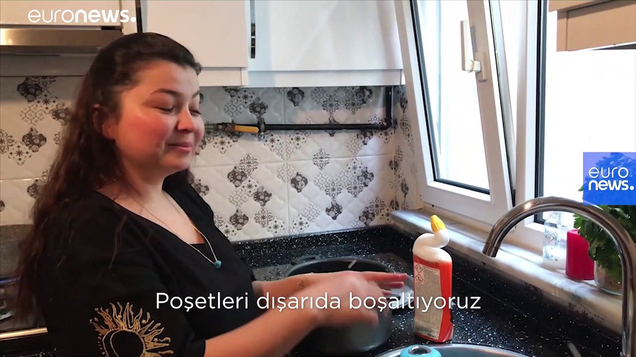 Sosyal mesafeli bir iftar hikayesi: Kalabalık sofralar yerine sanal buluşma