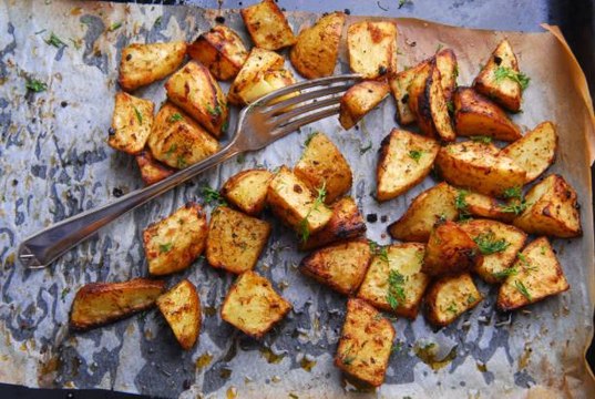 Commandments for Cooking Perfectly Crispy Oven-Roasted Potatoes
