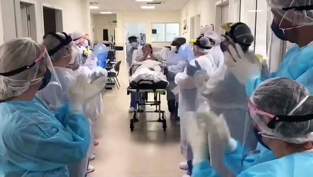 Após 50 dias internado na Ala Covid-19 do HUOP, paciente recebe alta e sai aplaudido