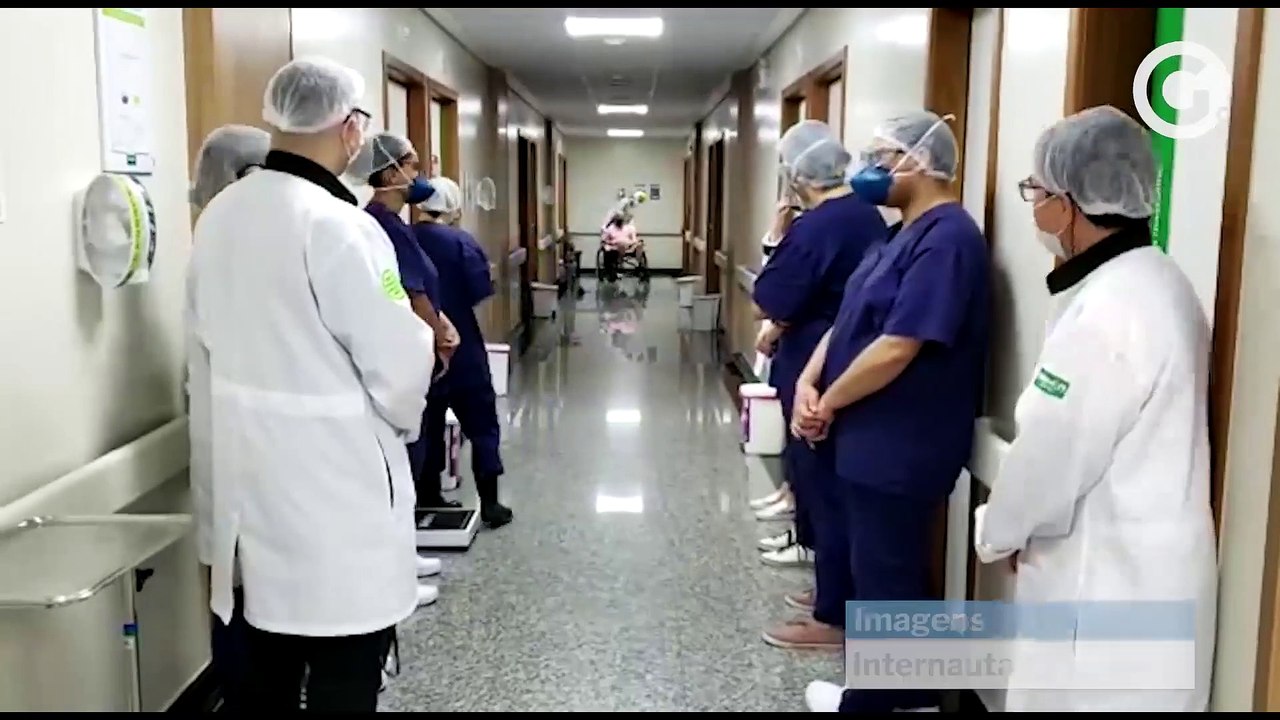 Paciente de 93 anos que testou positivo para Covid-19 recebe alta do hospital