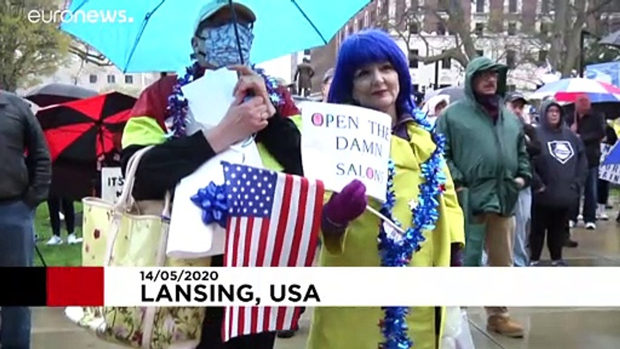 Vermummt und bewaffnet: Demonstranten fordern Lockdown-Ende in Michigan