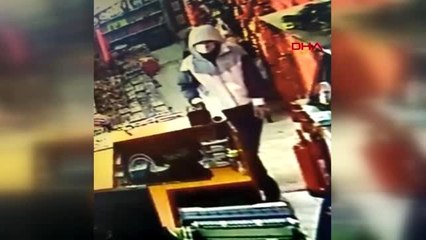 Maskeli hırsız güvenlik kamerasında