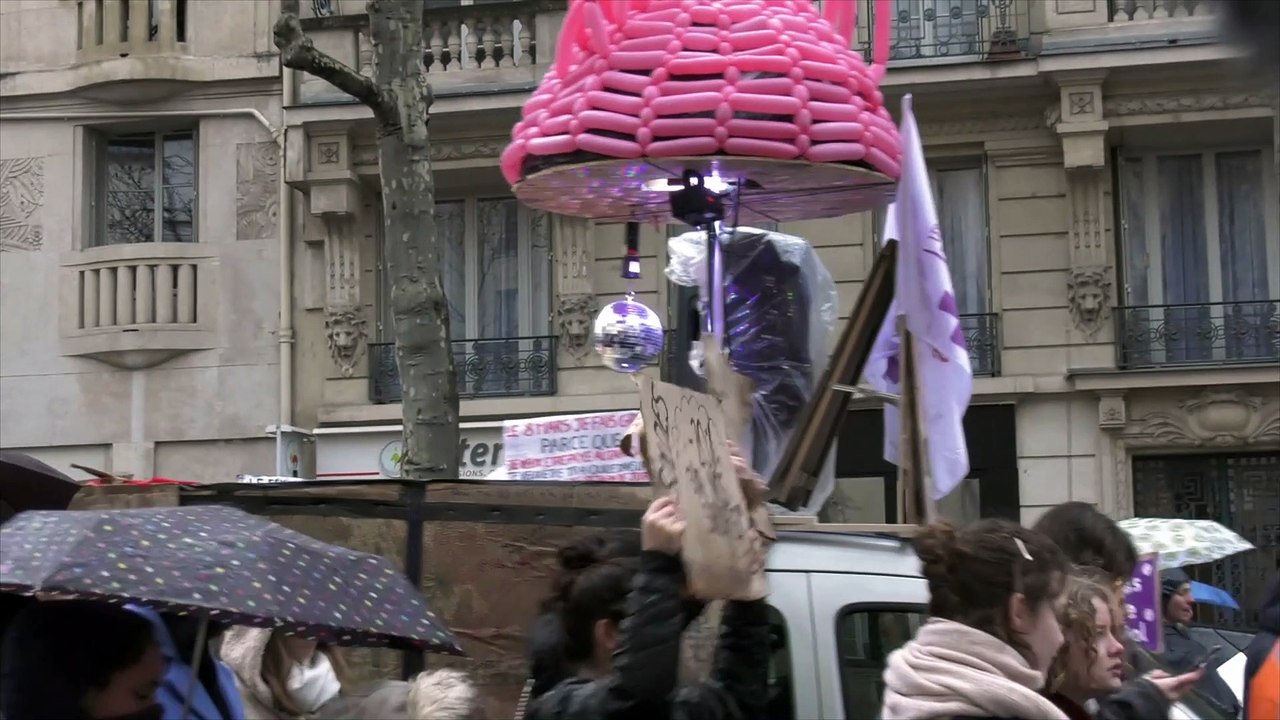 La moitié du monde