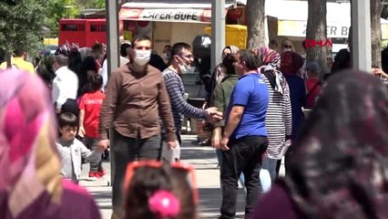 KONYA KADINLAR KORONAVİRÜSTEN, ERKEKLERDEN FAZLA KORKUYOR