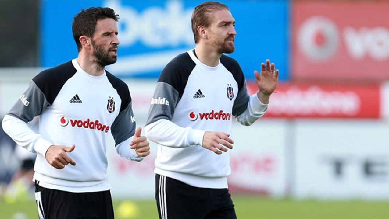 Sergen Yalçın, Gökhan Gönül ve Caner Erkin'le yeni sözleşme görüşmelerinin sezon sonunda yapılacağını söyledi