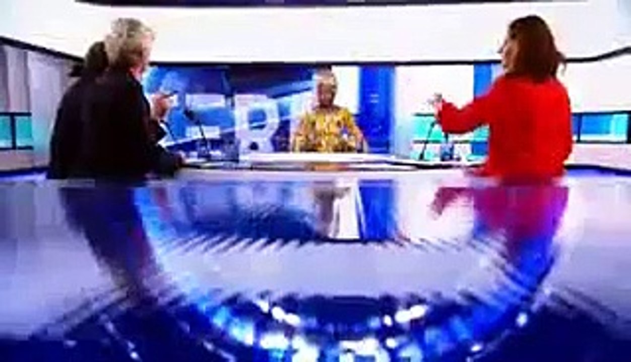 ELLE RÉSUME TOUT EN 5 MINS,  MME ANGÉLIQUE KIDJO !