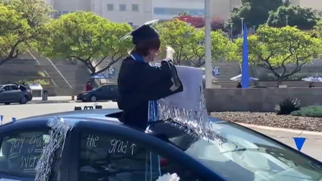 El Covid-19 no deja sin su graduación a los alumnos de una universidad de California