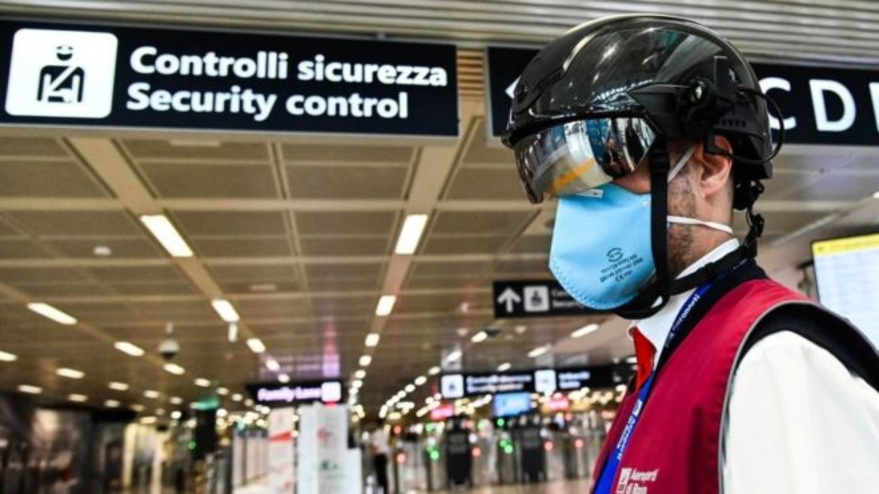 Italy to reopen borders after strict lockdown