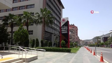 Herkes evinde olunca hırsızlar yayla elerine dadandılar