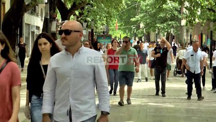 Fundjava e pensionistëve dhe prindërve me fëmijë! Te liqeni asnjë lëvizje pas shkarkimit të shefit