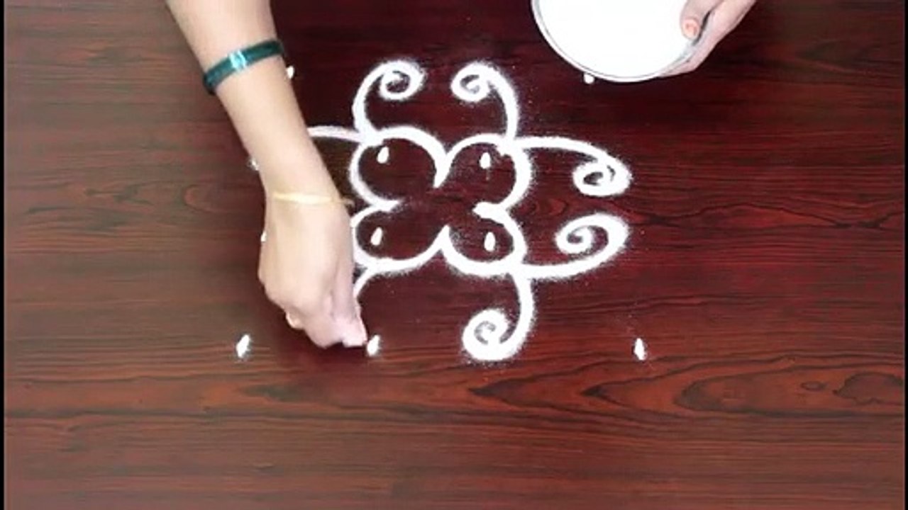 chukkala muggulu ,flower designs, with dots, 4x4 dots,-simple kolam, designs-rangoli ,designs with dots