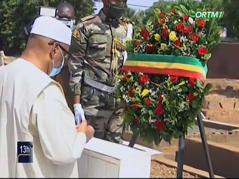 ORTM / 16 Mai - Hommage au Pr Modibo Keita - Dépôt d’une gerbe de fleurs du Chef de l’Etat Ibrahim Boubacar