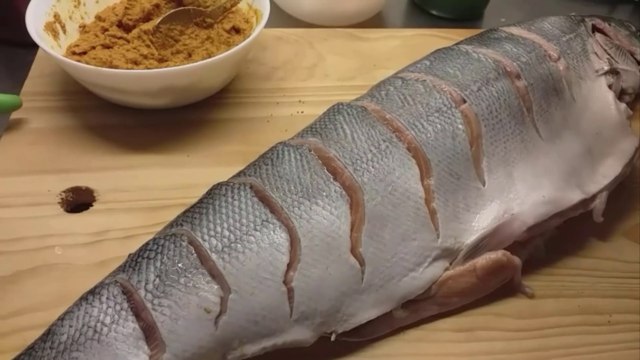 Whole Salmon fish Barbecue II How to grill Whole Salmon fish II Salmon fish fry II By Banglar rannabanna II Habib's space II Salmon fish er grill II kibhabe Salmon fish er grill korte hoiIIVery testy salmon fish Barbecue recipe.Home made Salmon fishGrill