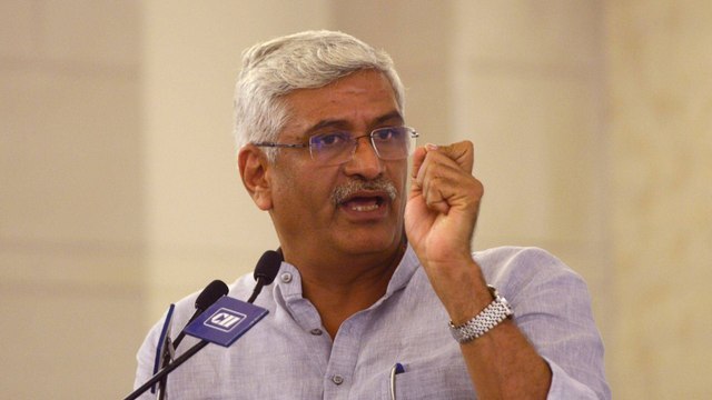 Gajendra Singh Shekhawat: States not cooperating with centre