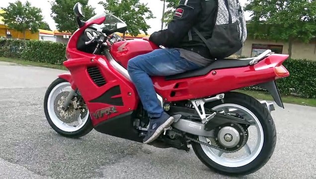 HONDA VFR 750 YEAR 1994 FULL RESTORATION