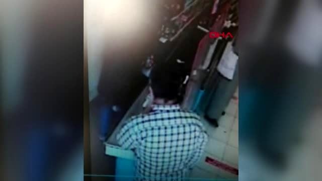 SAKARYA 'Tırnakçılık' yöntemiyle dolandırıcılık yapan baba oğul yakalandı