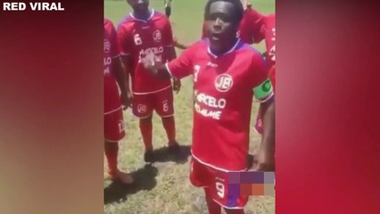 UN ÑATO CUANDO LO COLOCAN DE CAPITÁN