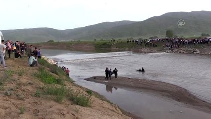 Nehirde kaybolan gencin cansız bedenine ulaşıldı