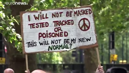 Европейцы протестуют против карантина