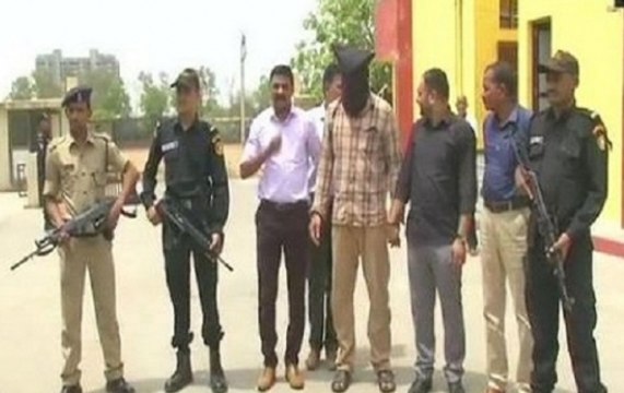 Gujarat ATS arrests 1993 Mumbai serial blasts accused Mohammed Lambu