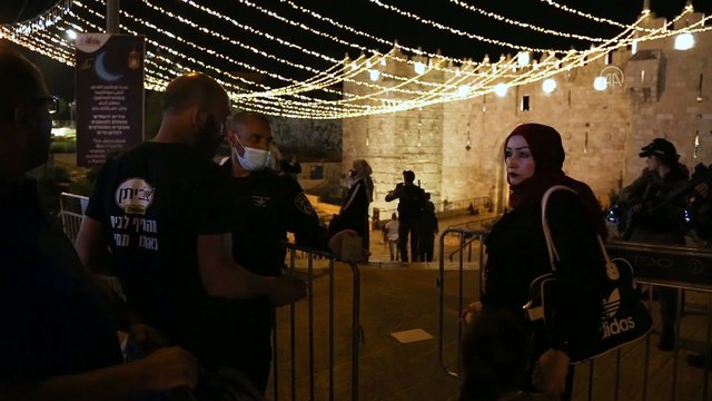 İsrail Kadir Gecesi’ni Mescid-i Aksa çevresinde ihya etmek isteyen Filistinlilere izin vermedi