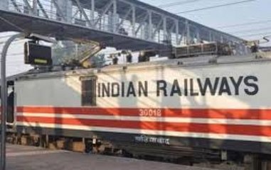 Delhi-Mumbai travel time to be reduced by half
