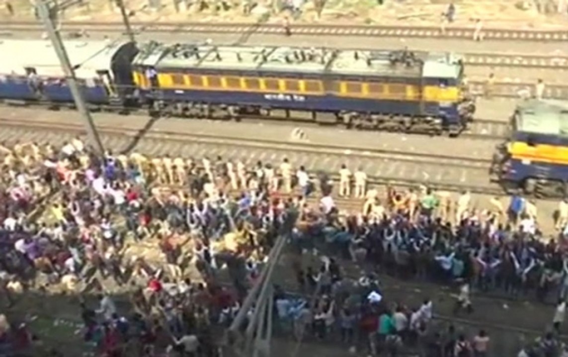 Students block rail tracks in Mumbai, commuters hit hard