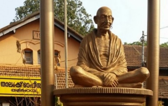 Speed News: After Lenin and Periyar, Bust of Mahatma Gandhi defaced