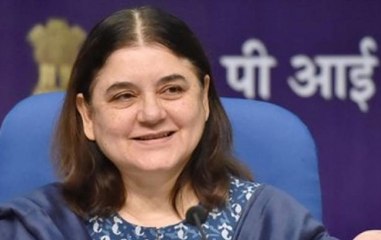 Maneka Gandhi loses temper and abuses an official