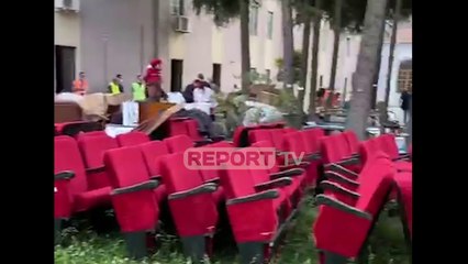 Report TV siguron videon e nxjerrjes së gardërobës dhe rekuizitat nga godina!