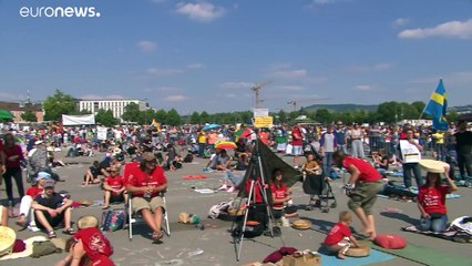 Las restricciones multiplican las protestas en Europa