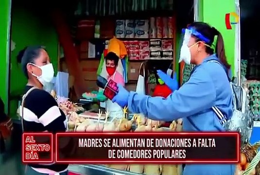 Cocinando en ollas comunes para ayudar a los más necesitados