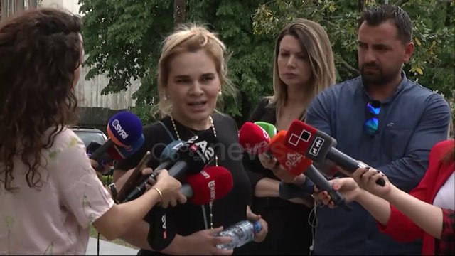 Luftën e shpallëm! Kryemadhi thirrje shqiptarëve: Mos njihni shtetin as postoblloqet e Edi Ramës!