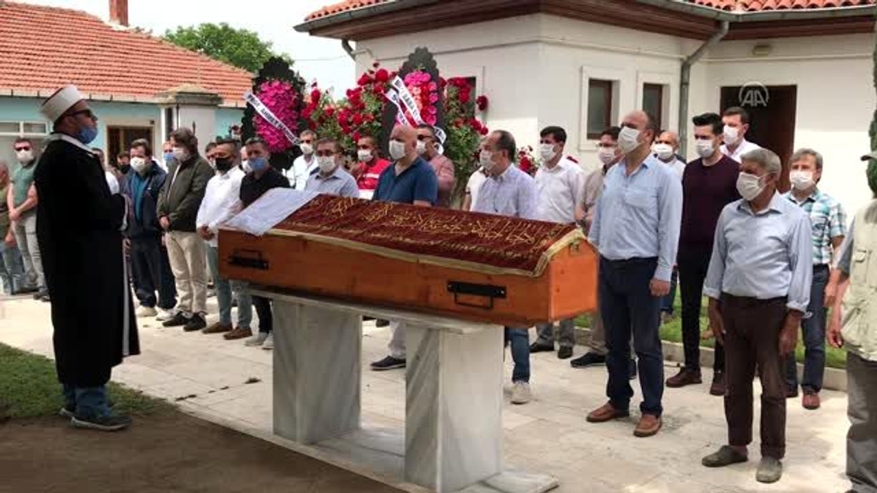 Kırkpınar Marşı'nın bestekarı Beyazıt Sansı son yolculuğuna uğurlandı