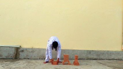 Destroy 20 bricks and the end