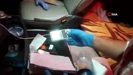 İzmir'de polisin durdurduğu TIR'da uyuşturucu madde ele geçirildi