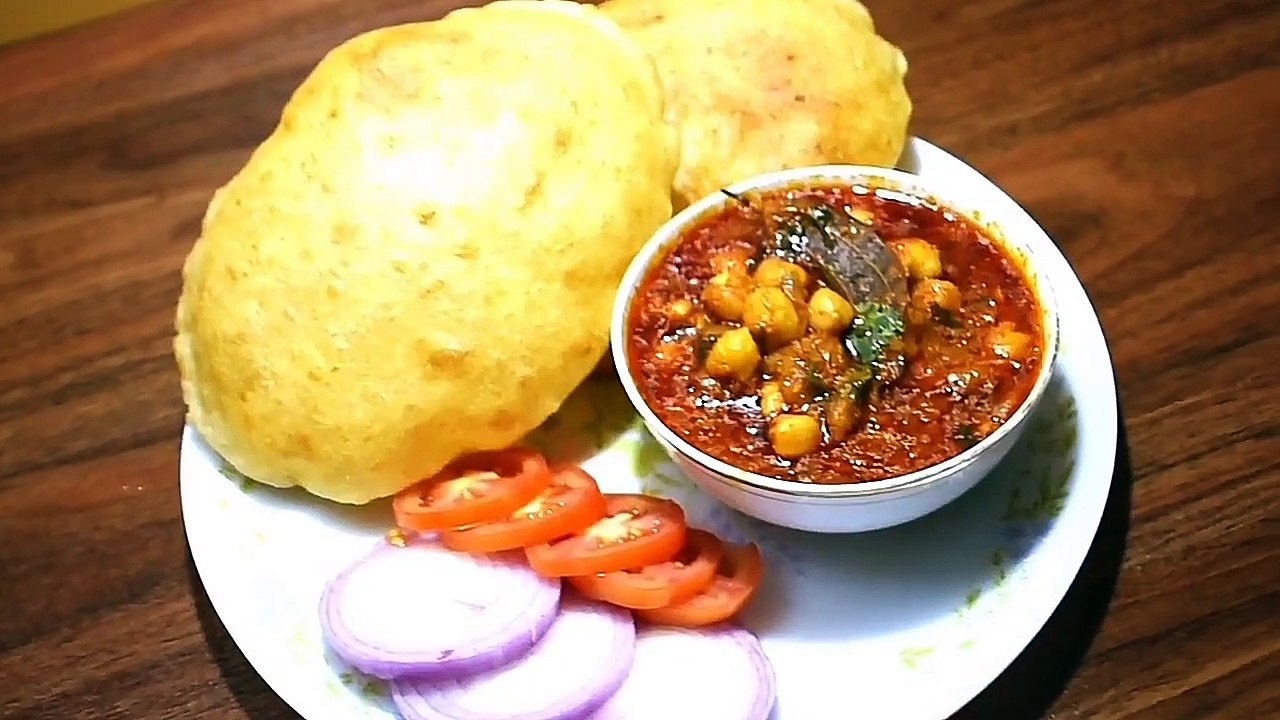 chole bhature ki recipe/Chole Bhature Recipe|बाजार में मिलने बाले छोले भटूरे से भी ज्यादा टेस्टी छोले भटुरे बनाये घर पर |